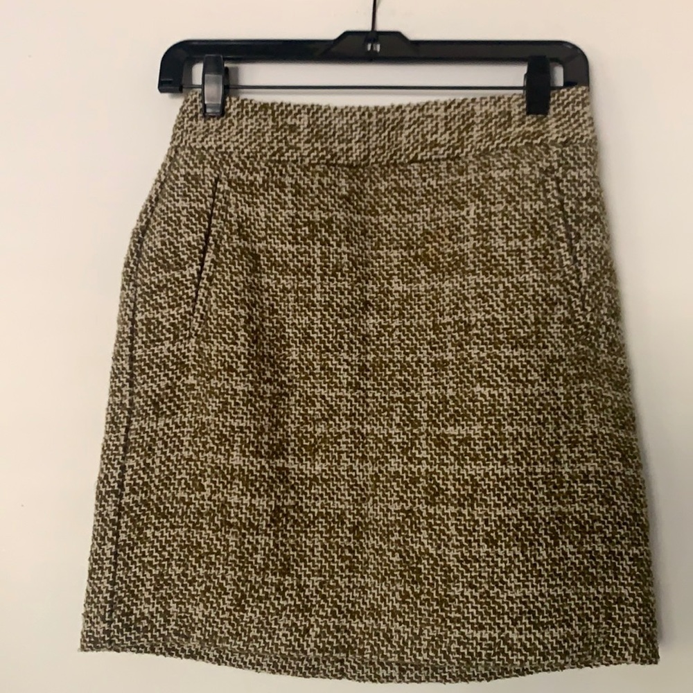 Banana Republic tweed skirt